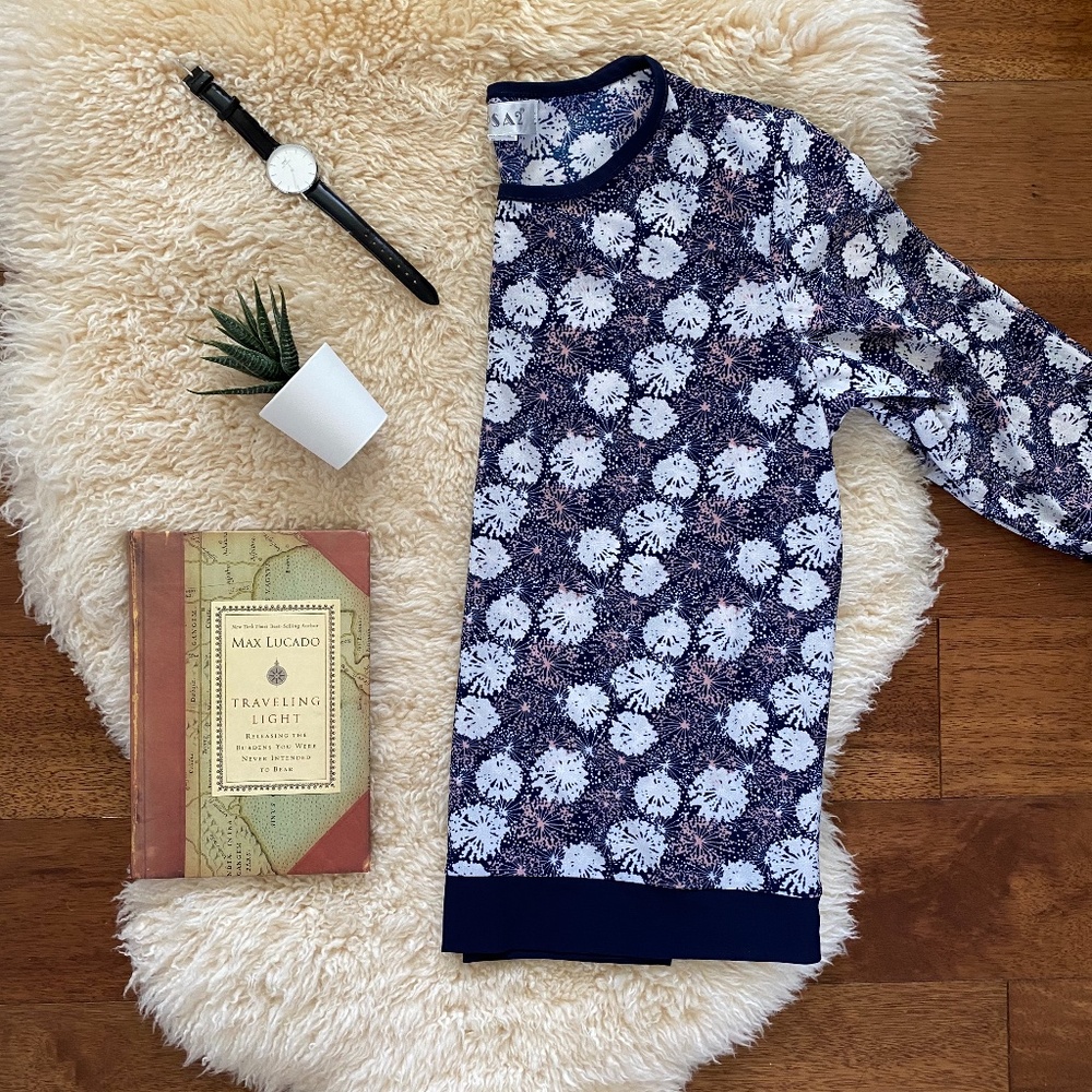 Blouse top with abstract dandelion pattern